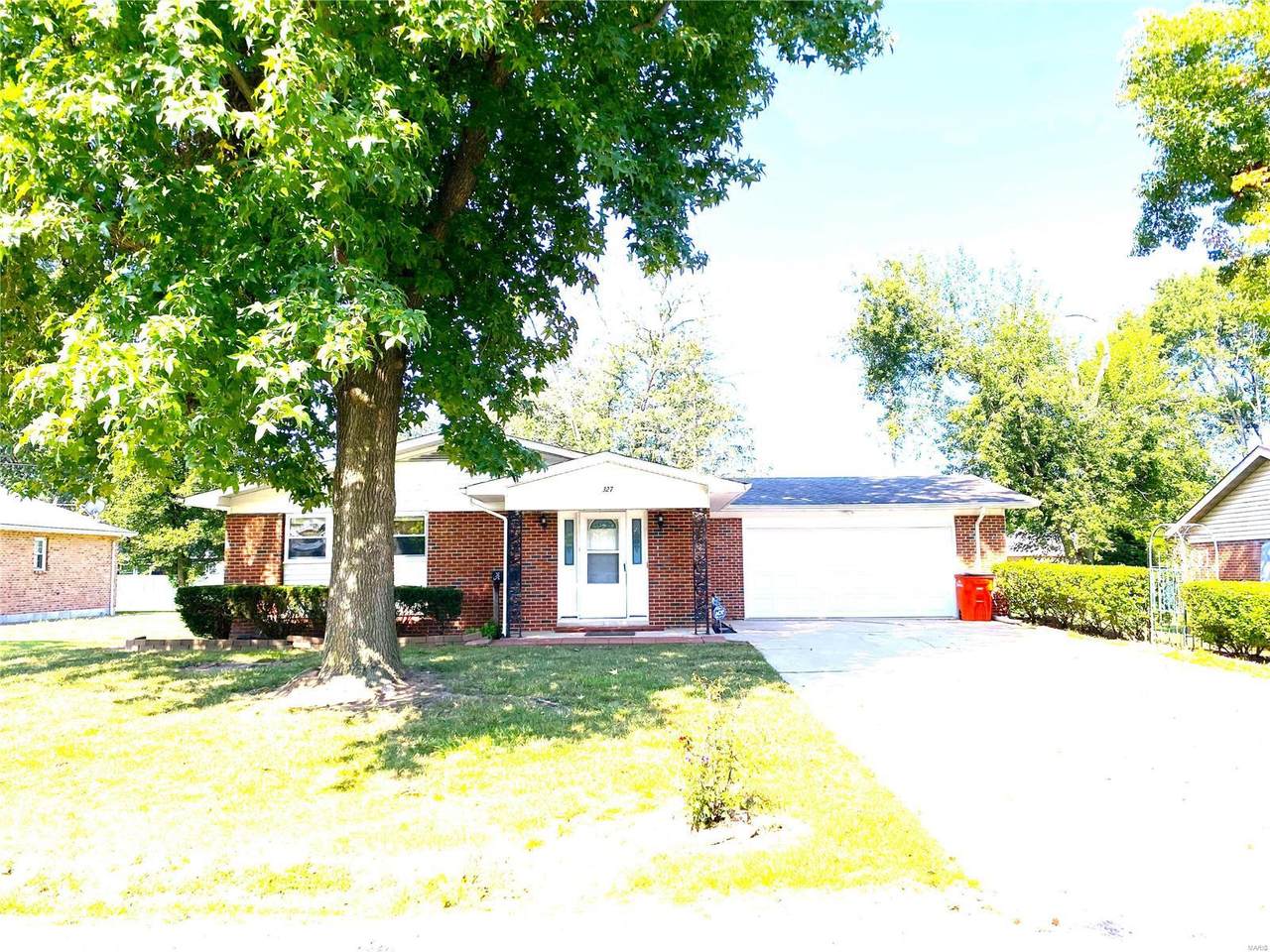 327 Joan Avenue - Photo 1