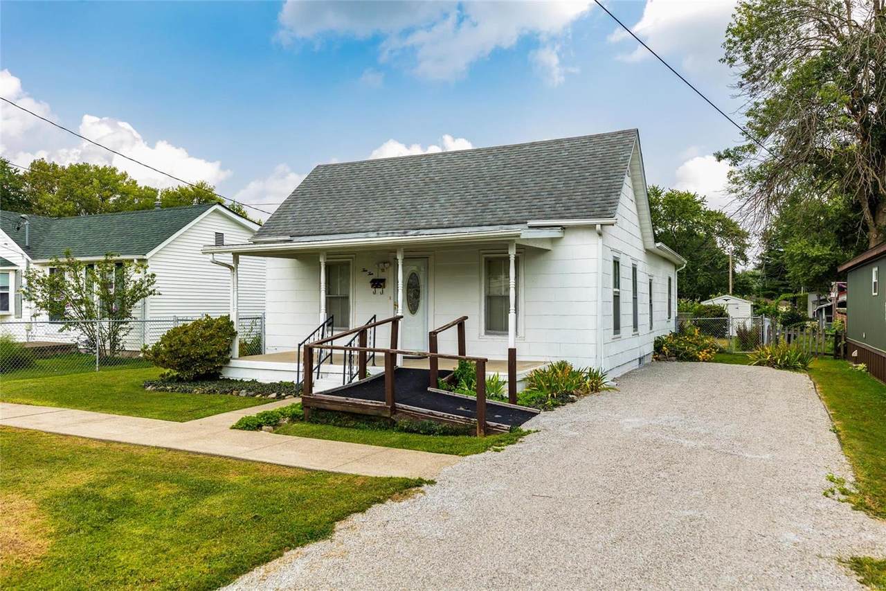 1010 Monroe Street - Photo 1