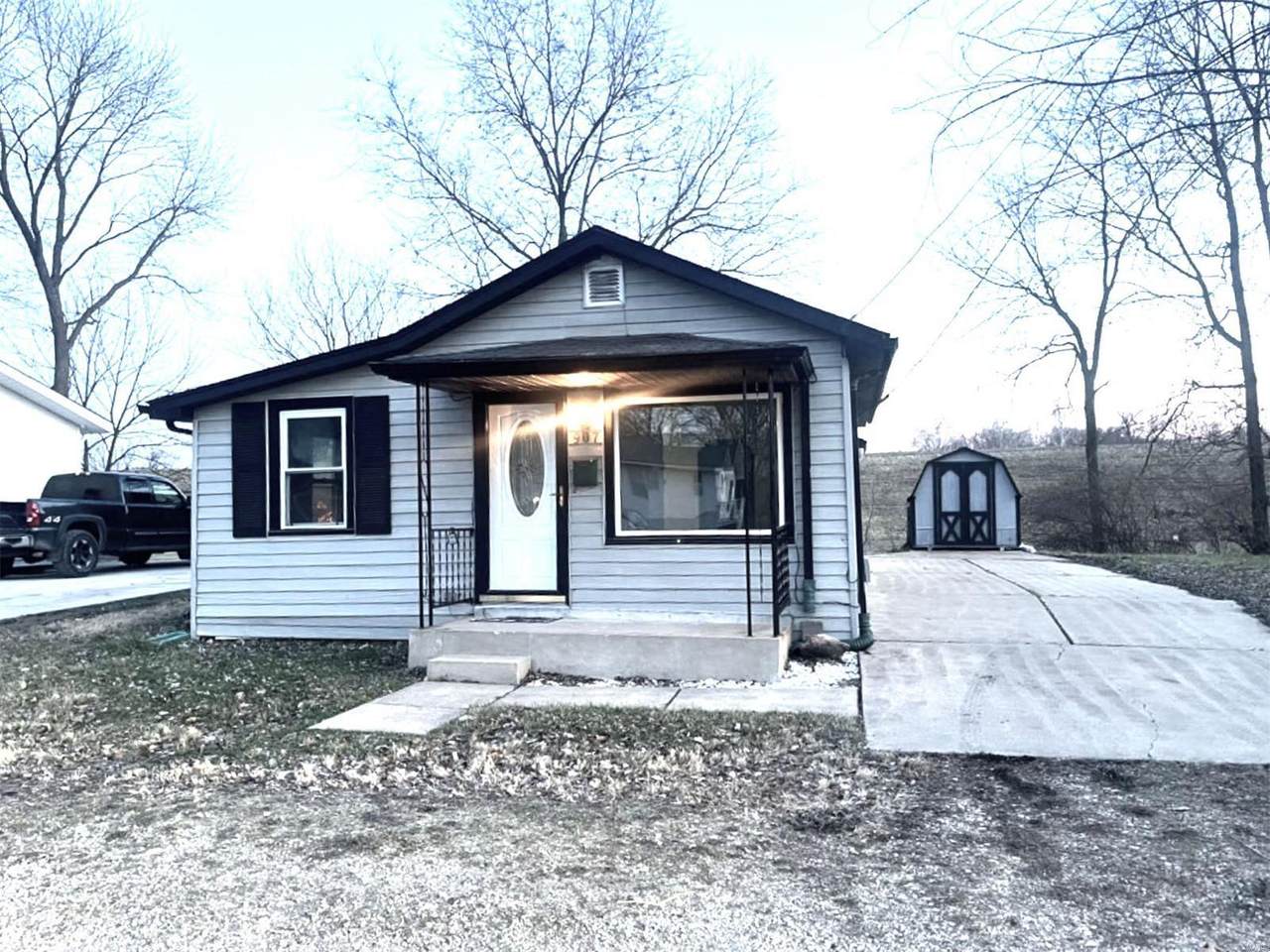 907 Pyramid Drive - Photo 1