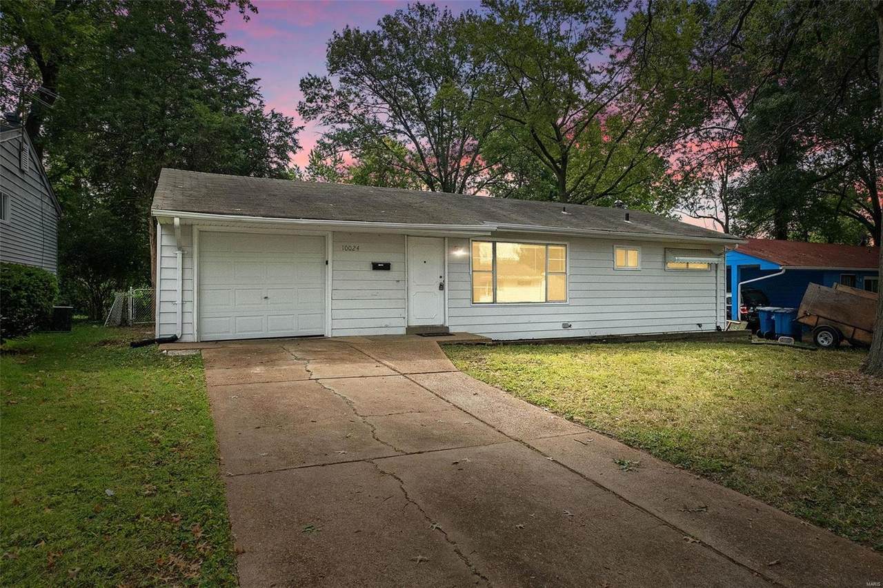 10024 Lakemoor Drive - Photo 1