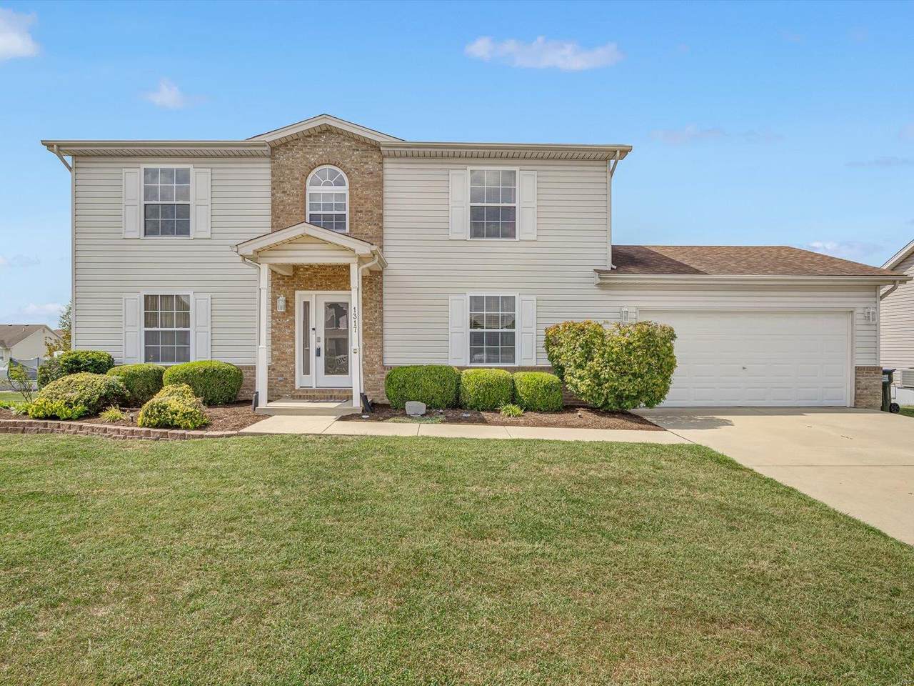1317 Fieldstone Drive - Photo 1