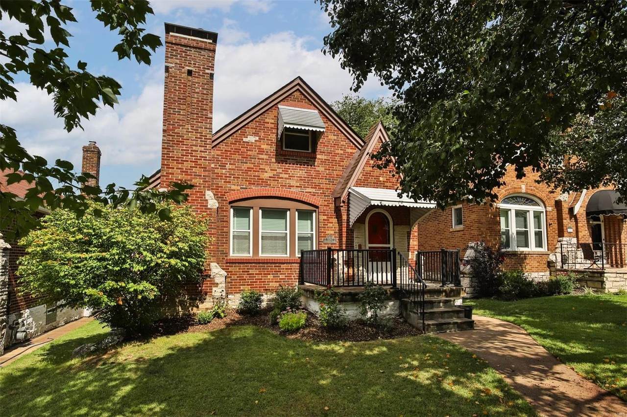 5727 Lindenwood Avenue - Photo 1