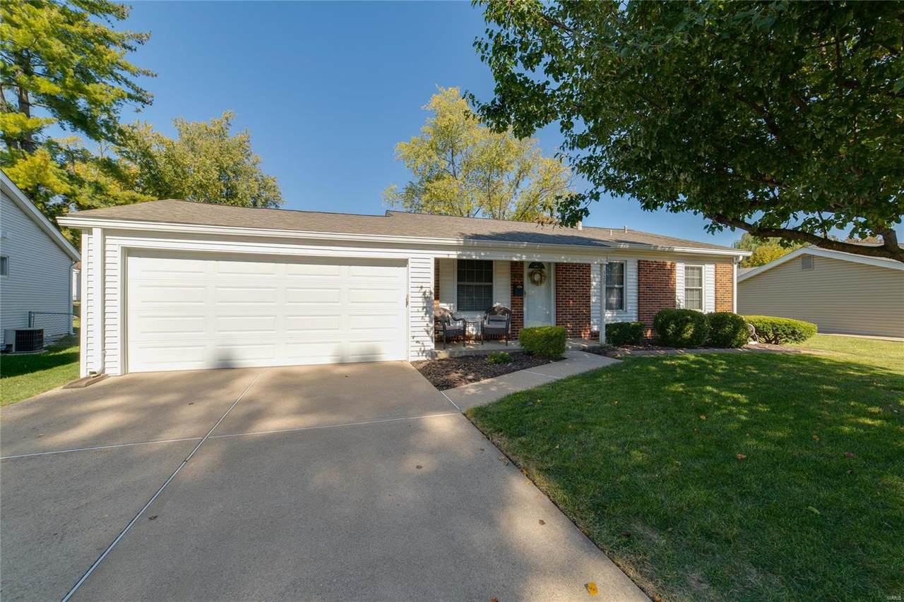 529 Foxtrail Drive - Photo 1