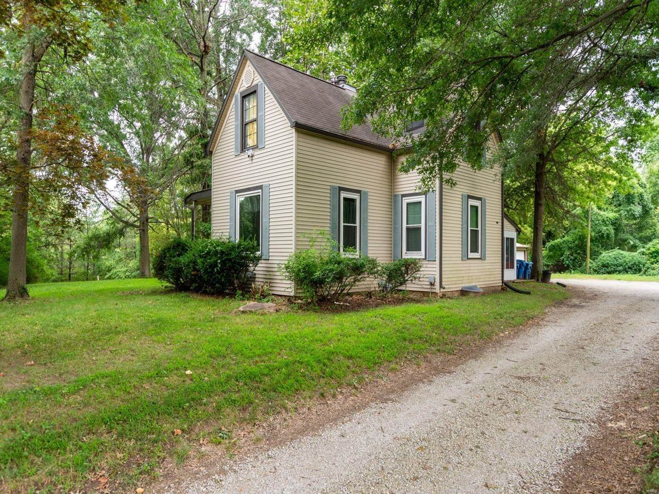 2913 Old Caseyville Road - Photo 1