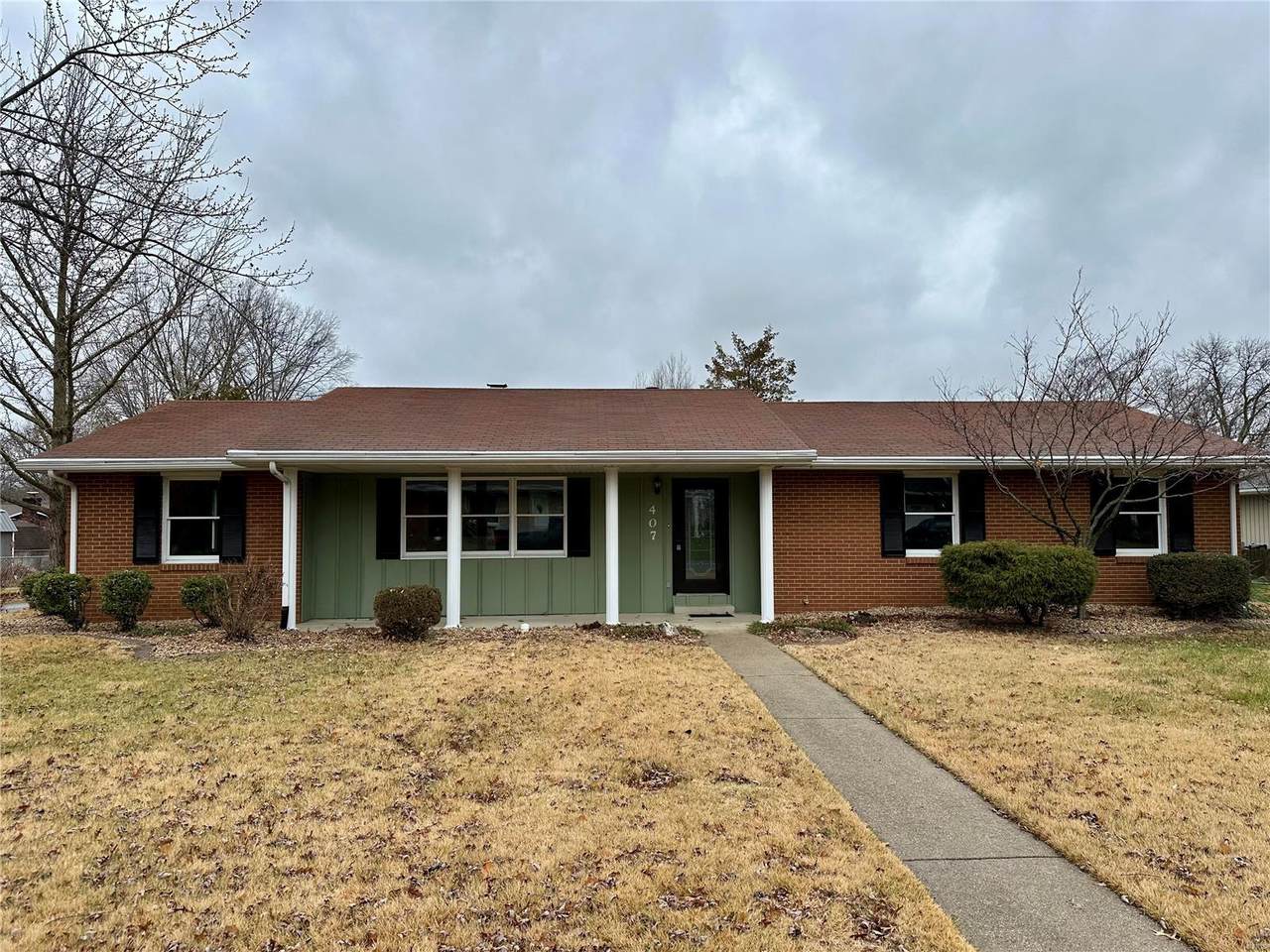 407 Janet Dr - Photo 1