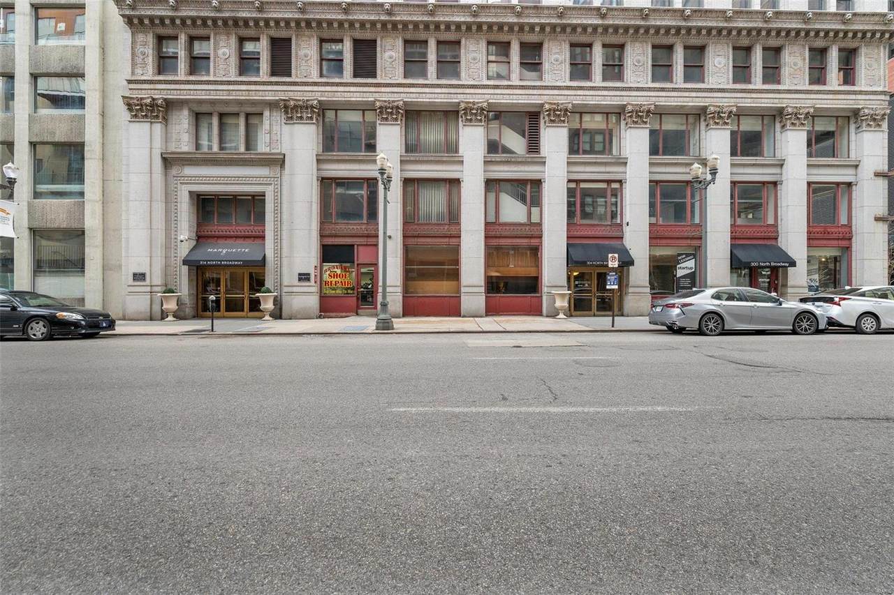 314 Broadway - Photo 1