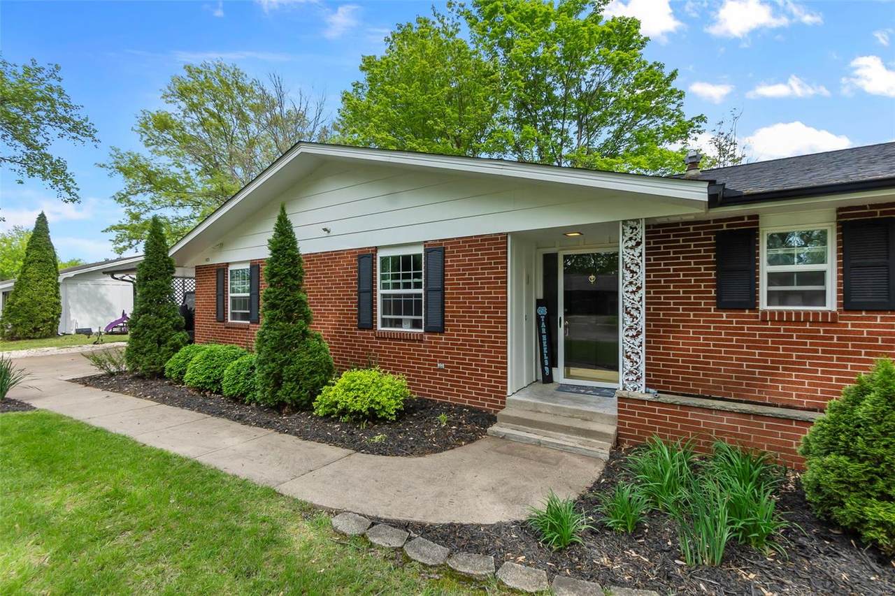 1823 Westridge Drive - Photo 1