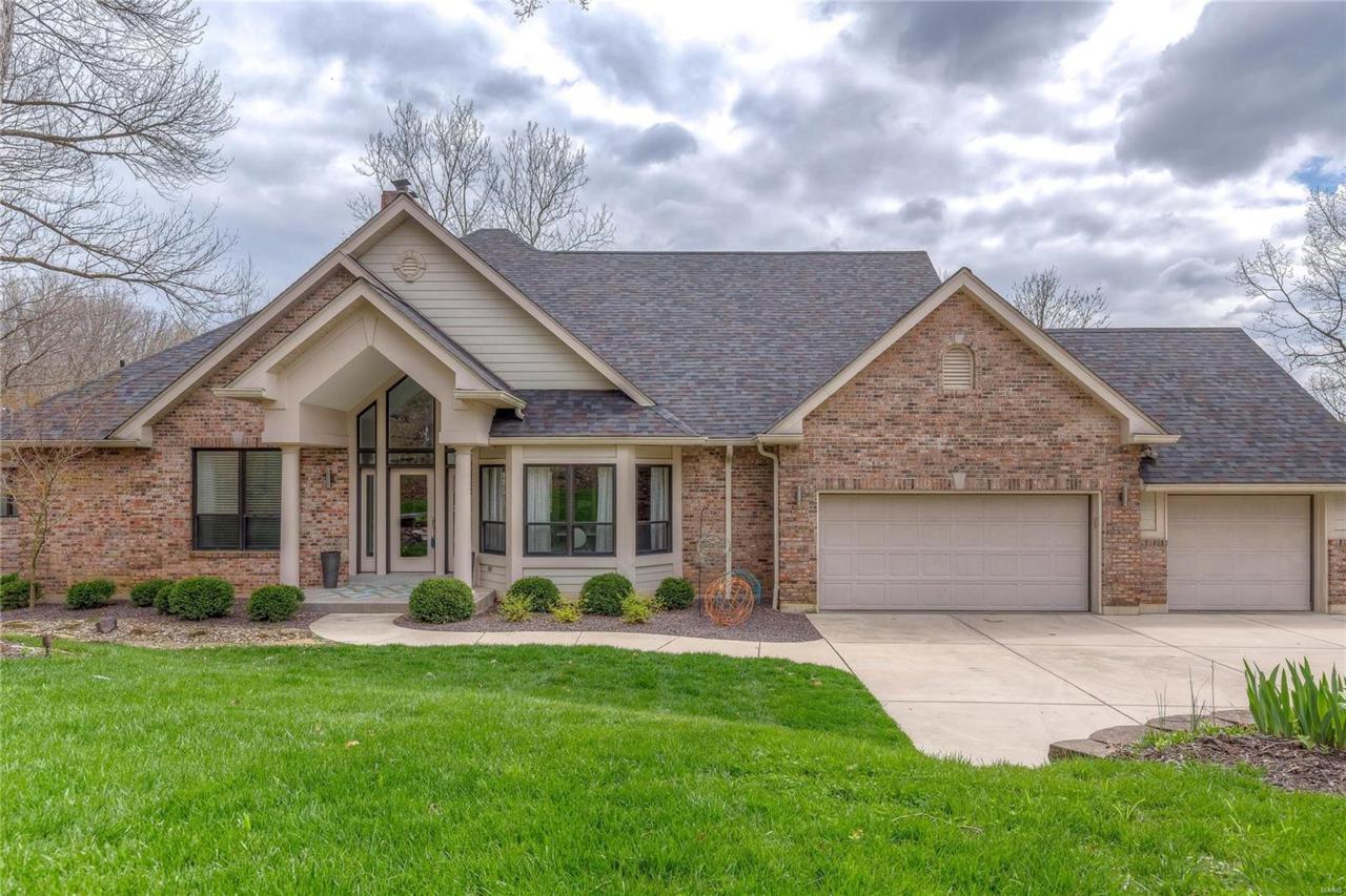 18615 Charlevoix Lane - Photo 1