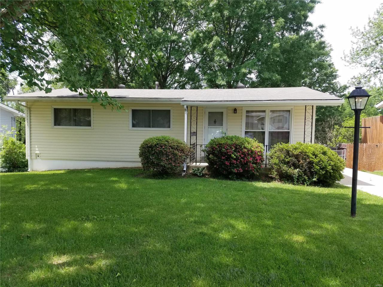 418 Aqua Ridge Drive - Photo 1