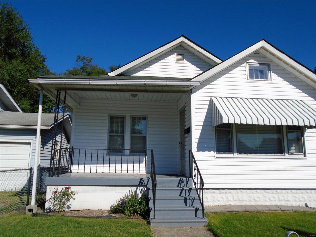 3008 Myrtle Avenue - Photo 1