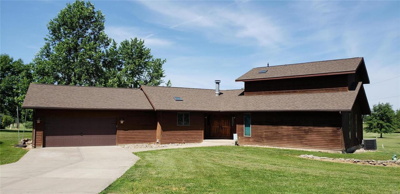 104 Maple Street - Photo 1