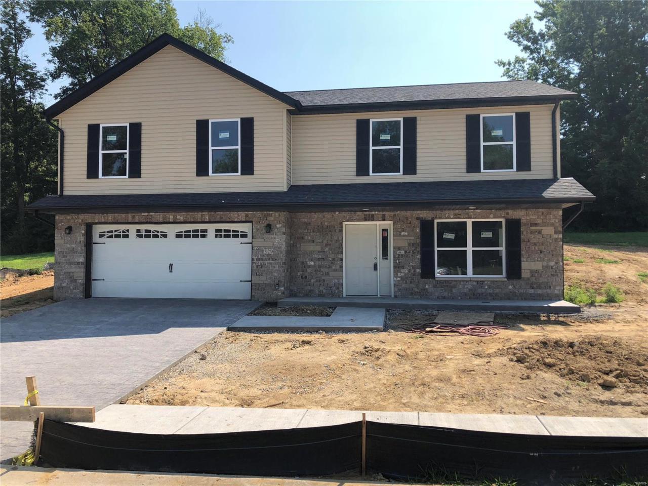 329 Jennifer Court - Photo 1