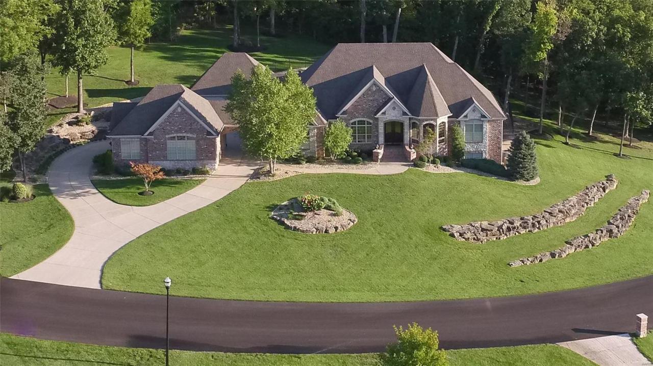 970 Stonecastle - Photo 1