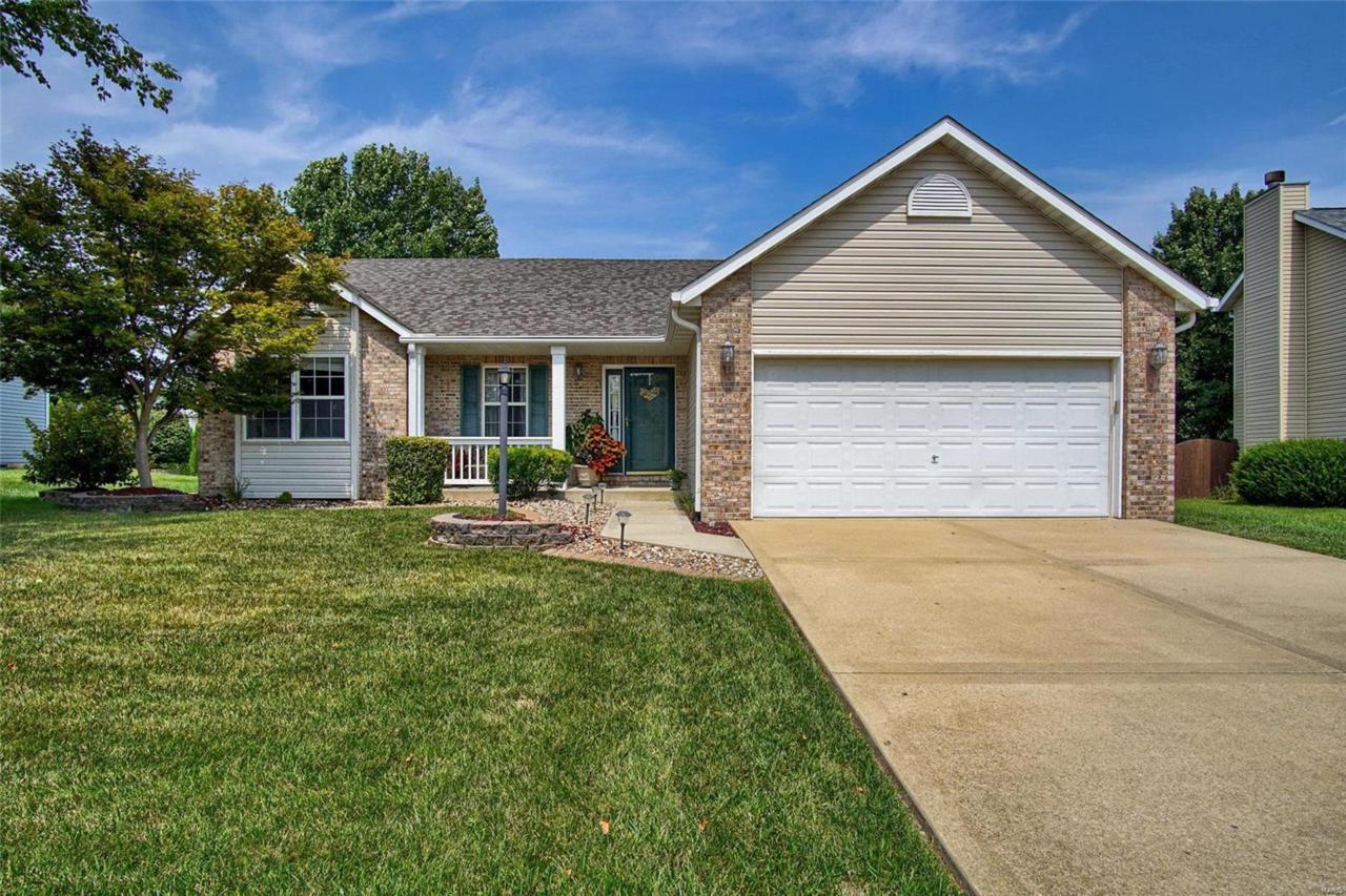 2717 Falcon Crest Drive - Photo 1