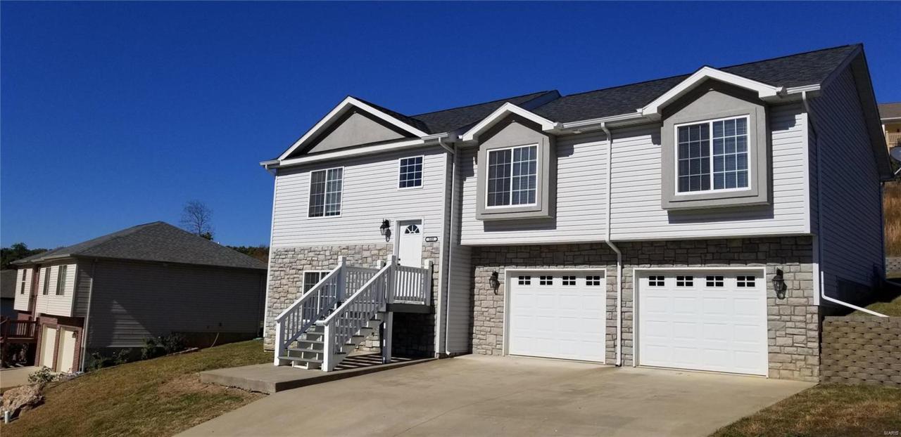 109 Sycamore - Photo 1