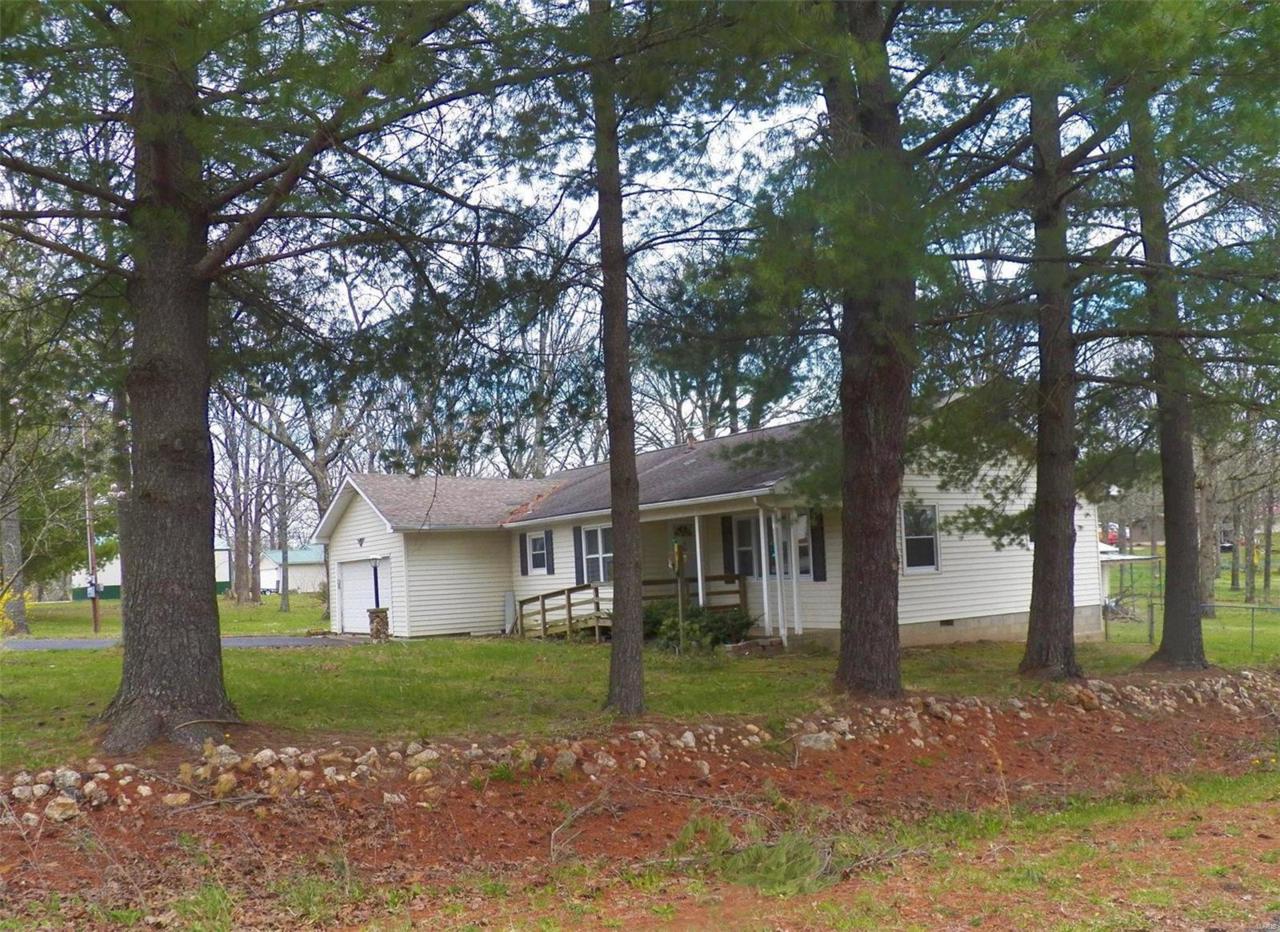 8 Indian Hills Drive - Photo 1