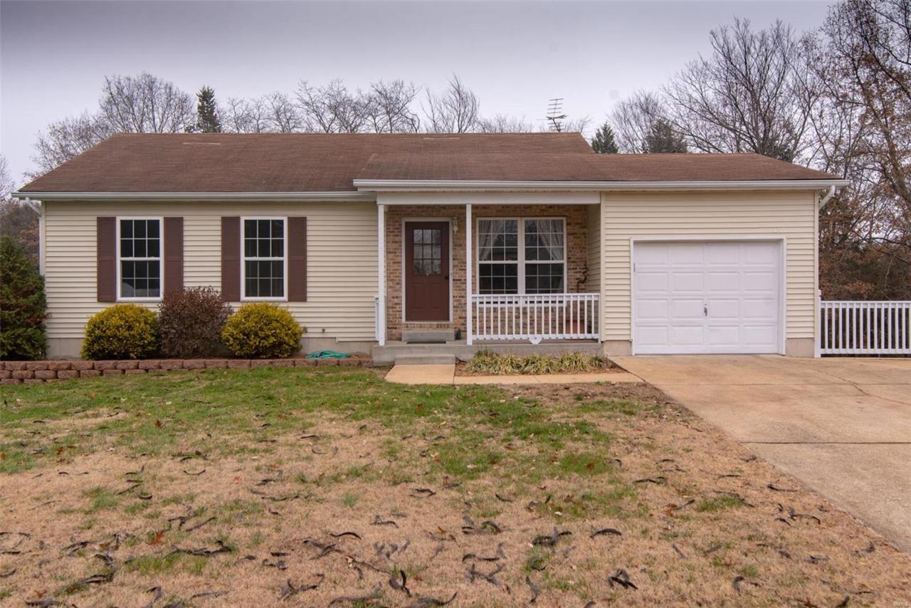 4500 Scarecrow Lane - Photo 1