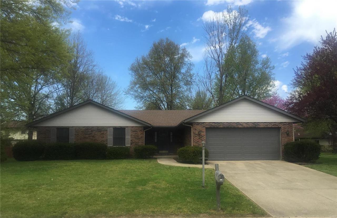 505 Crestwood Drive - Photo 1
