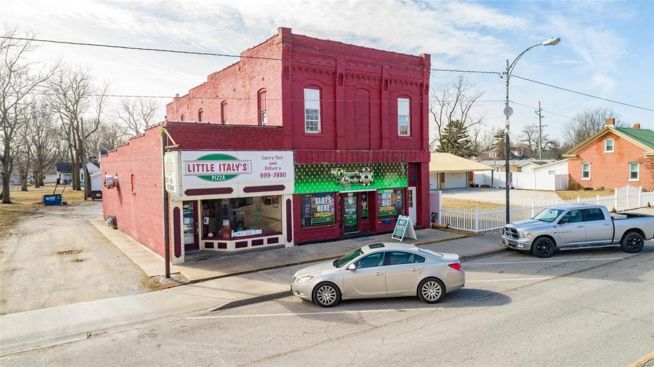 110 West Main Street - Photo 1