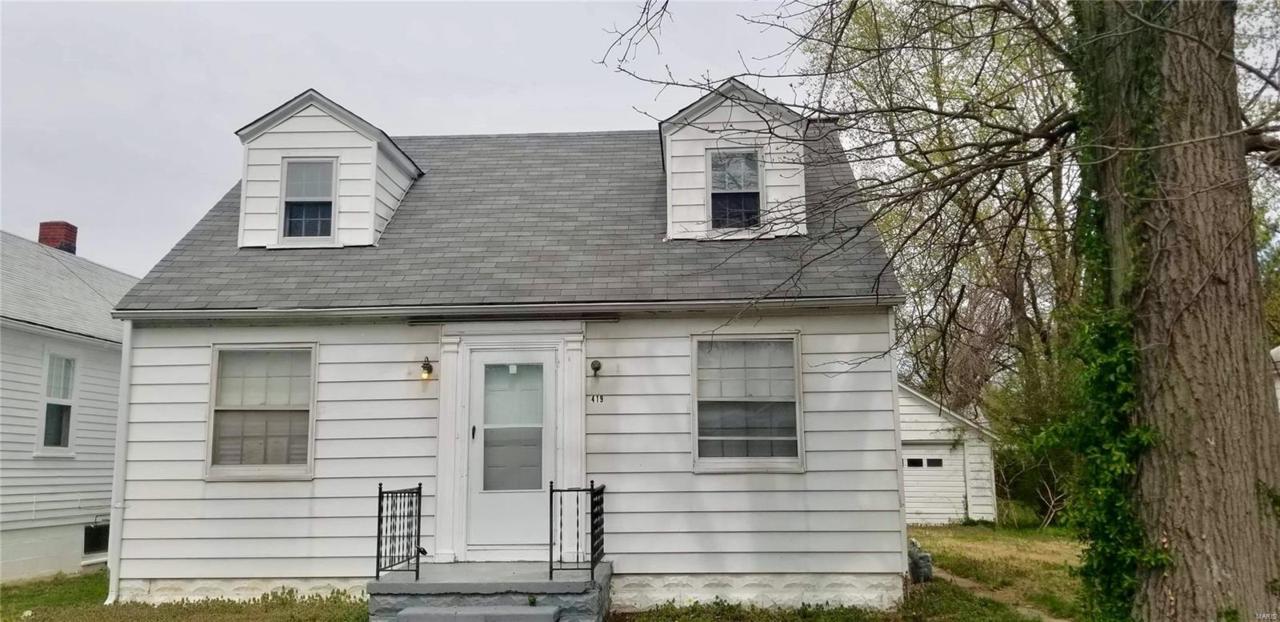 419 Garrison Avenue - Photo 1