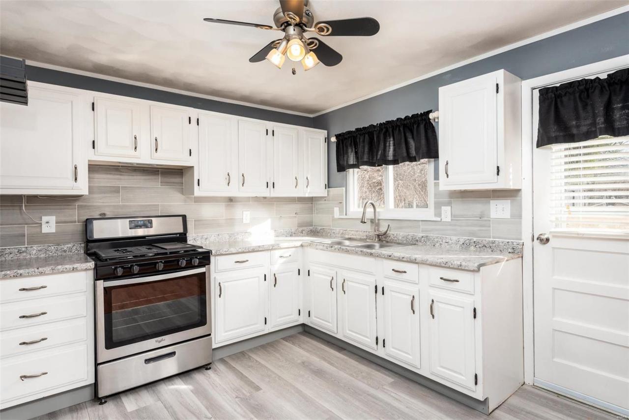 210 Edgewood Drive - Photo 1