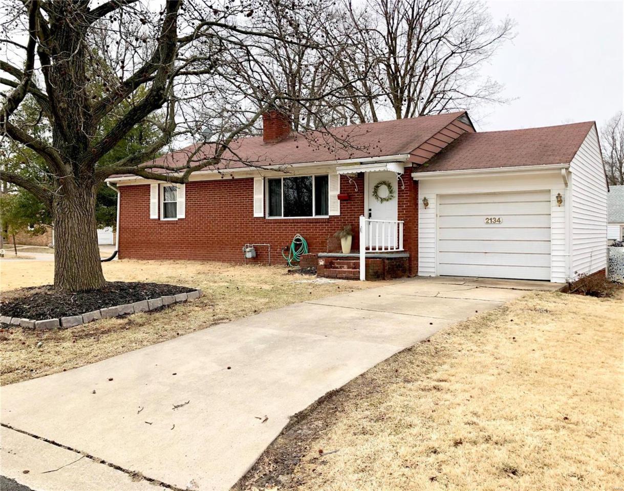 2134 Marquette Drive - Photo 1