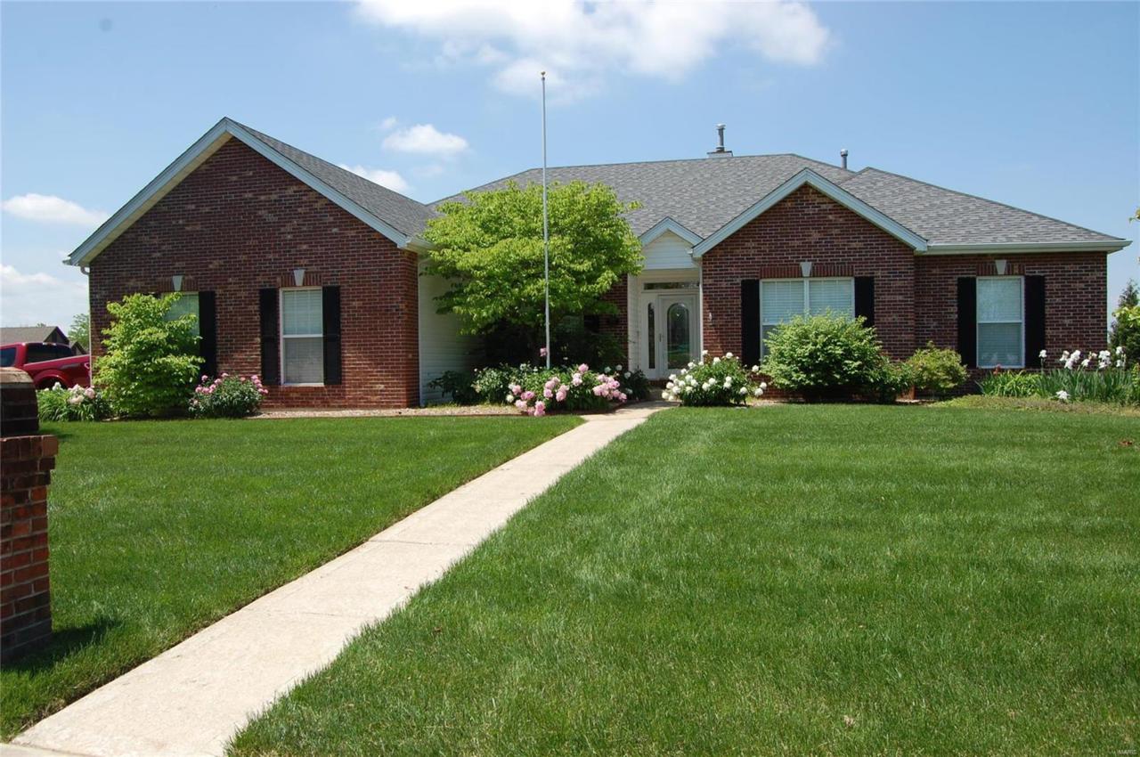 301 Crystal Brook Court - Photo 1