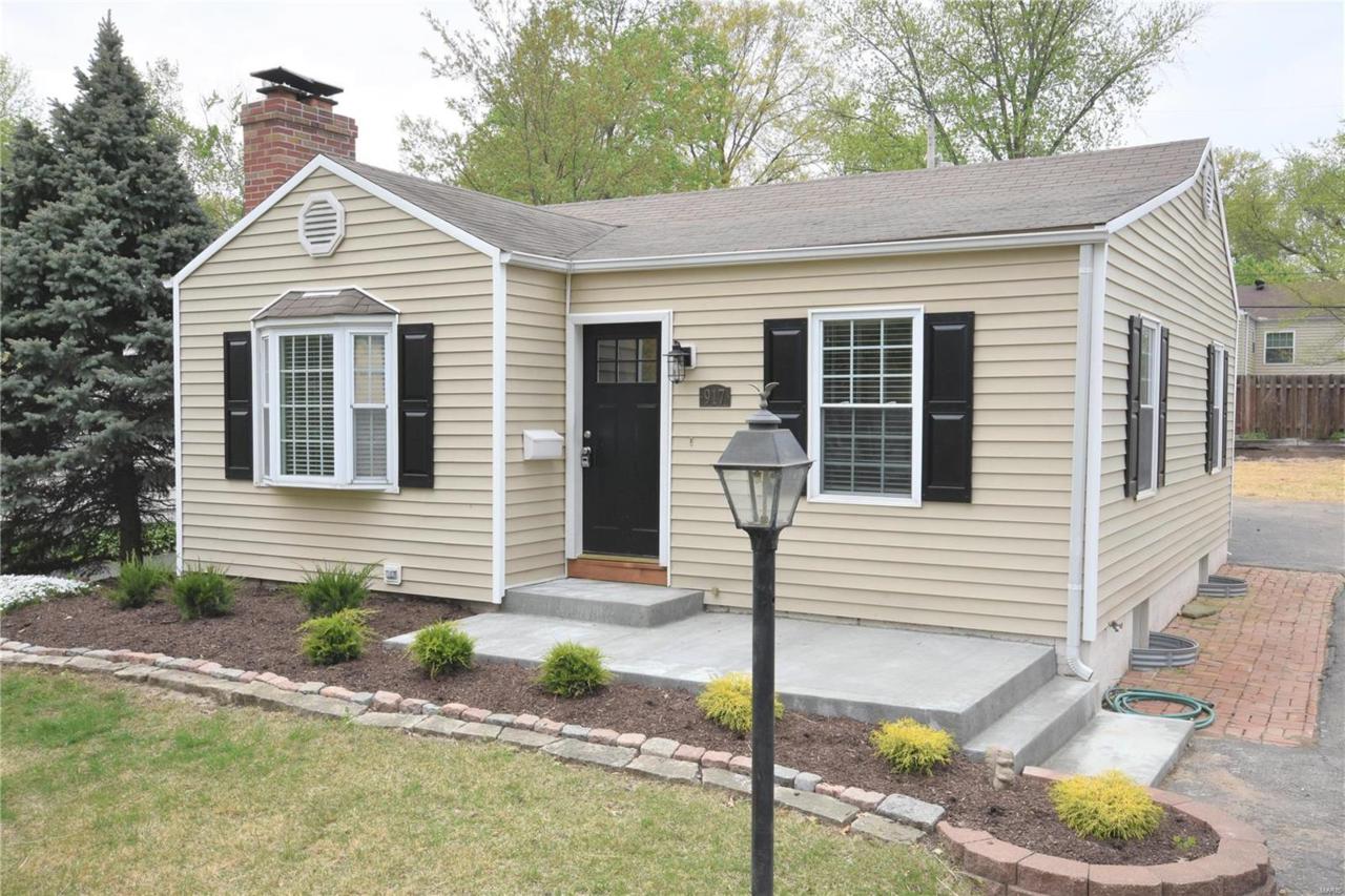 917 Bernice Avenue - Photo 1