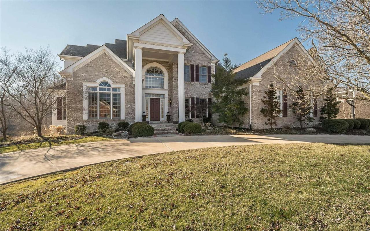 418 Pine Bend Drive - Photo 1