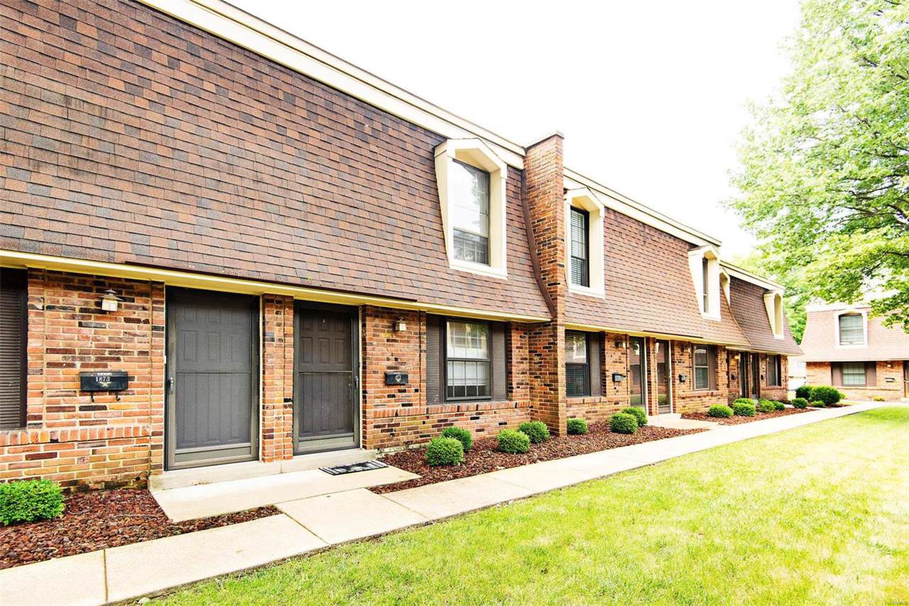 1871 Mansard Drive - Photo 1