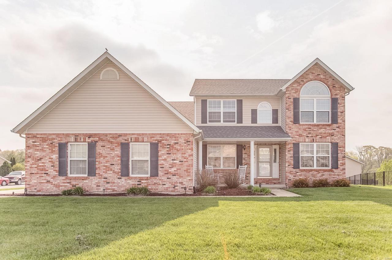415 Larkway Drive - Photo 1