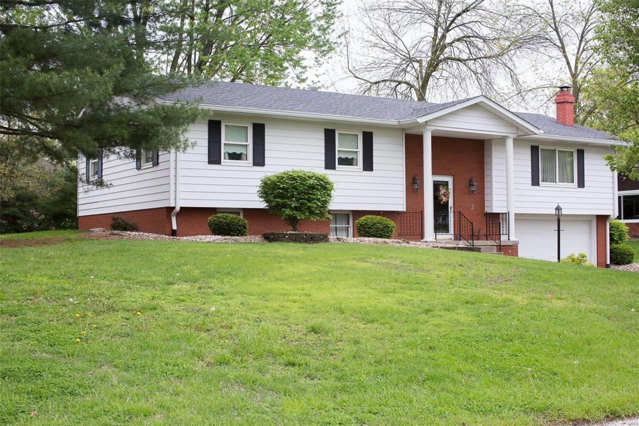 903 Westlake Drive - Photo 1