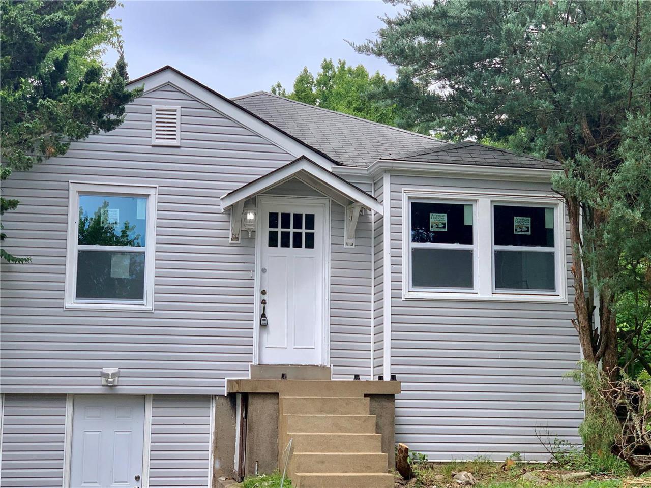 7120 Lamont Drive - Photo 1