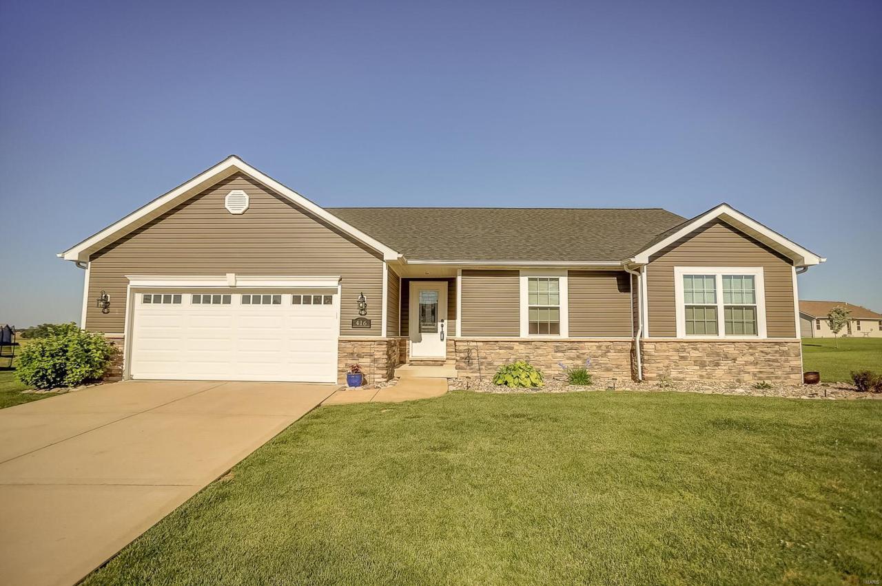 416 Bloomfield Court - Photo 1
