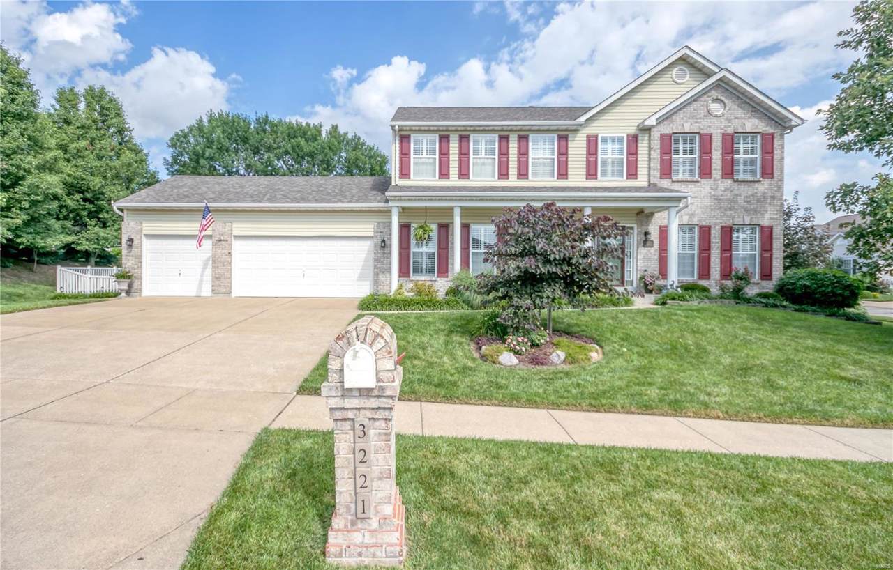 3221 Chateau De Marcay - Photo 1