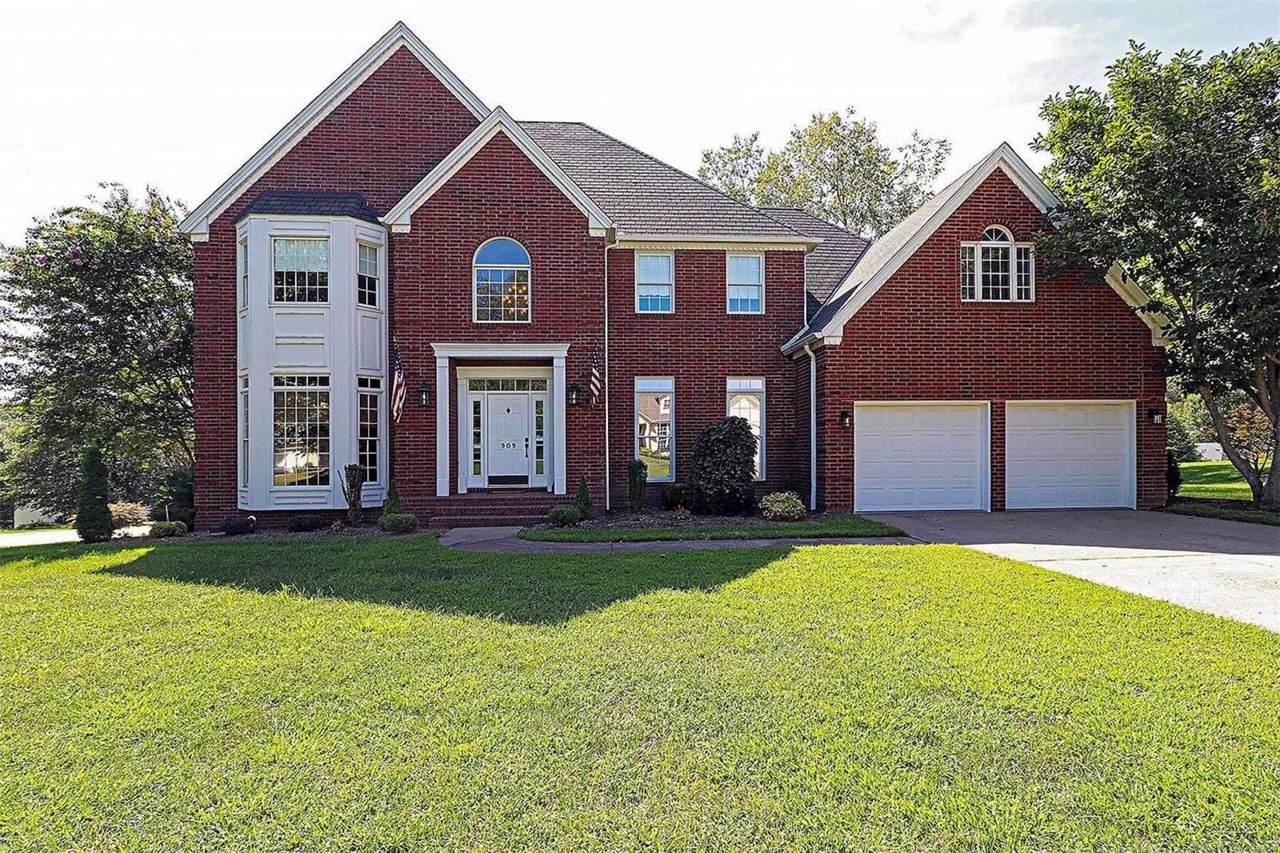 909 Pheasant Cove - Photo 1