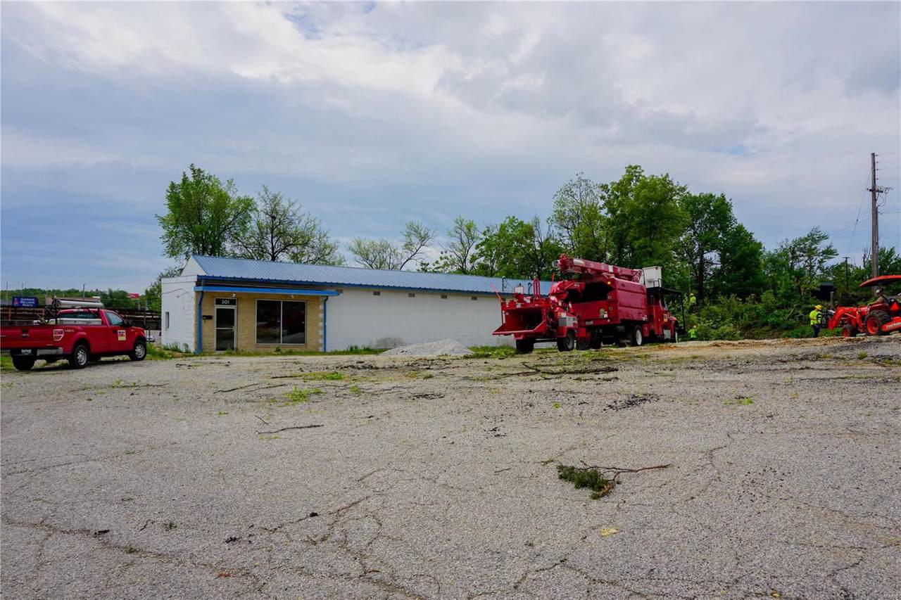 301 Bishop Avenue - Photo 1
