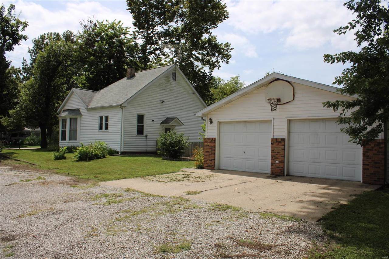 1001 Main Street - Photo 1