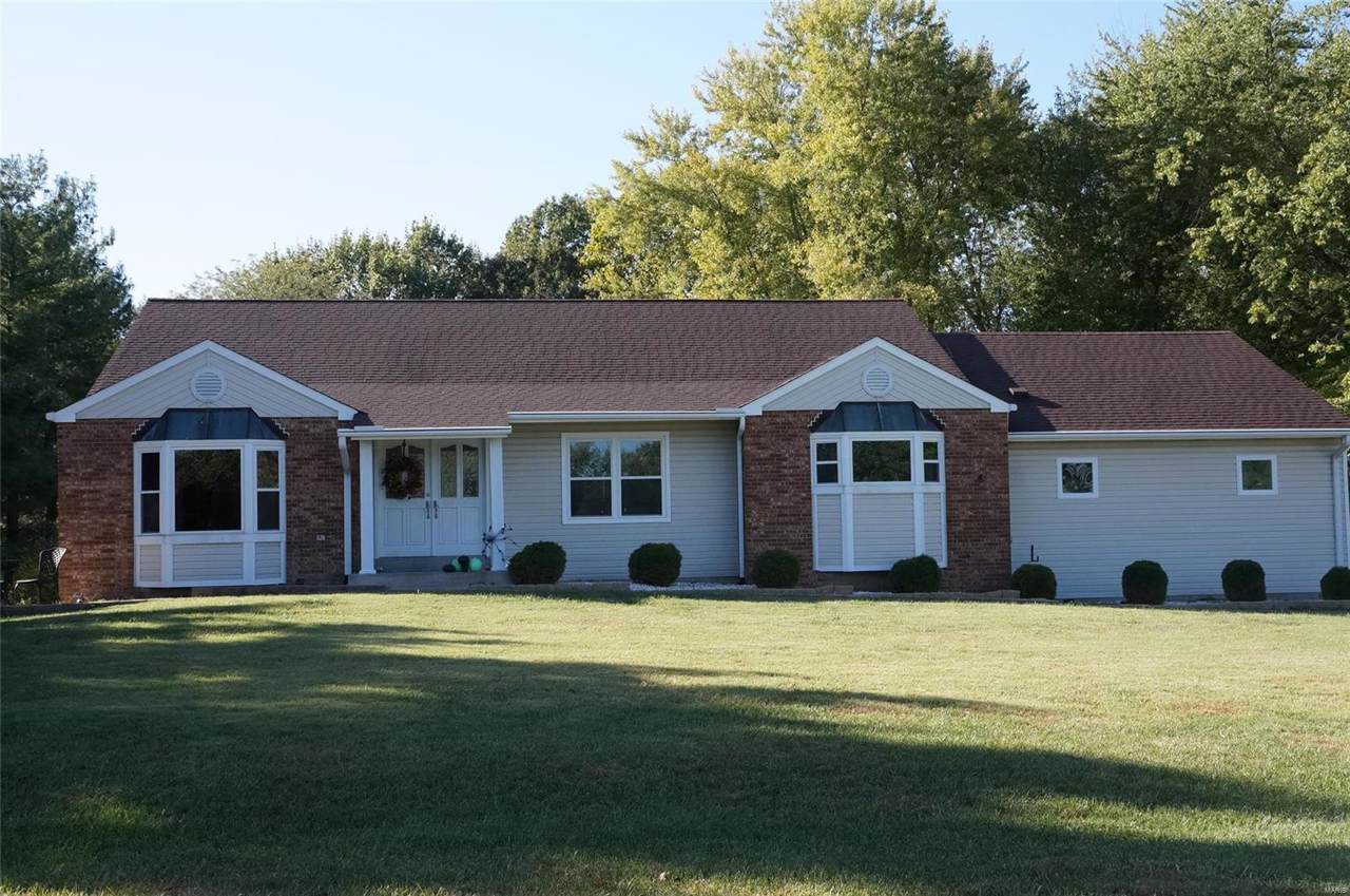 127 Summerset Drive - Photo 1