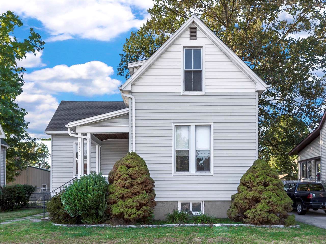 1103 Charles Street - Photo 1