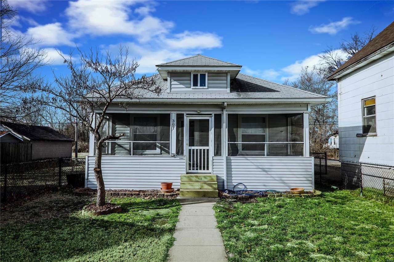 307 Church - Photo 1