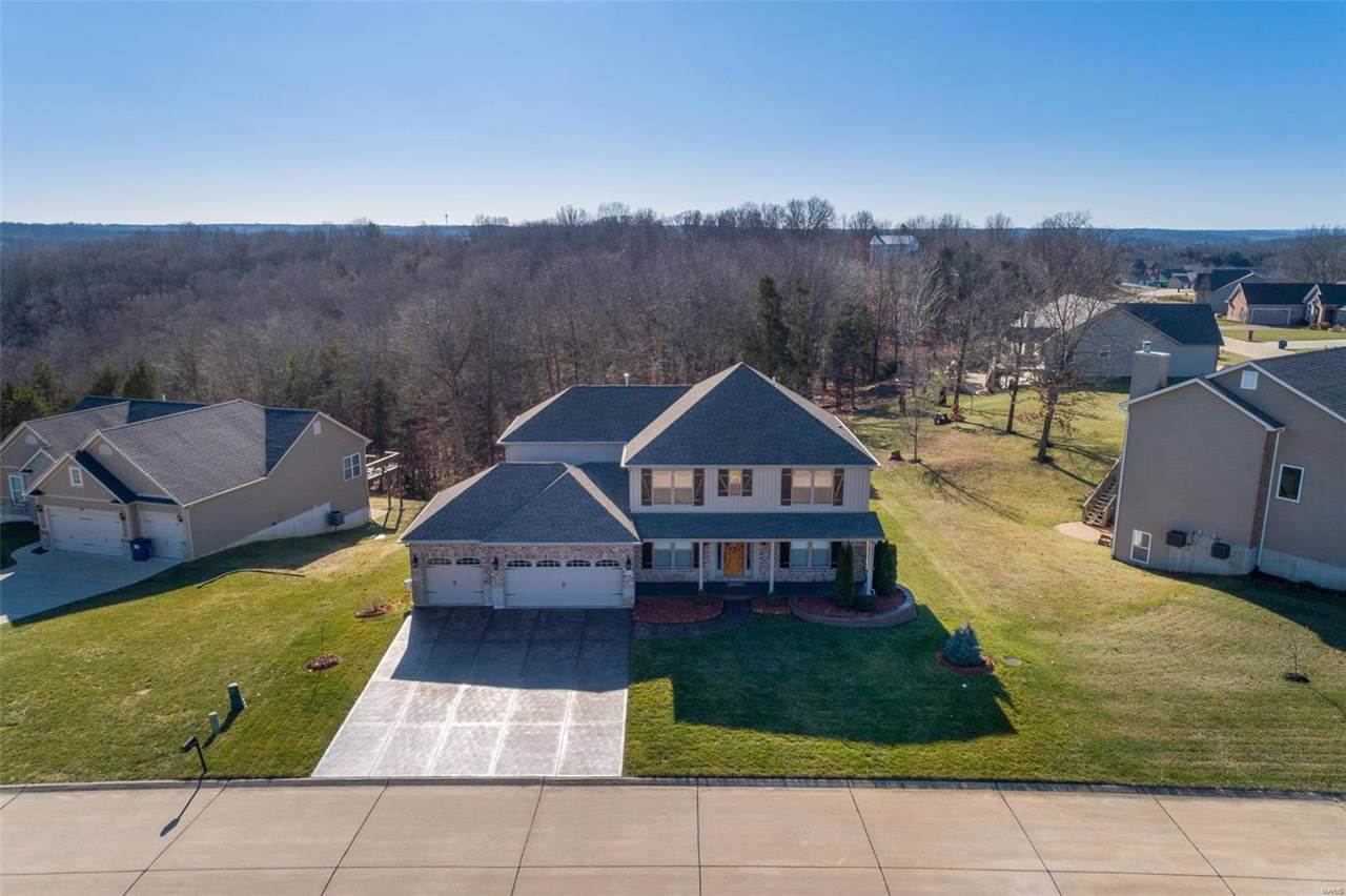 112 Angel Falls Drive - Photo 1