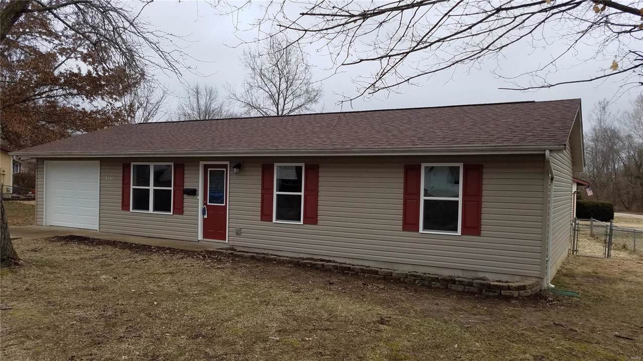 618 Roosevelt Avenue - Photo 1