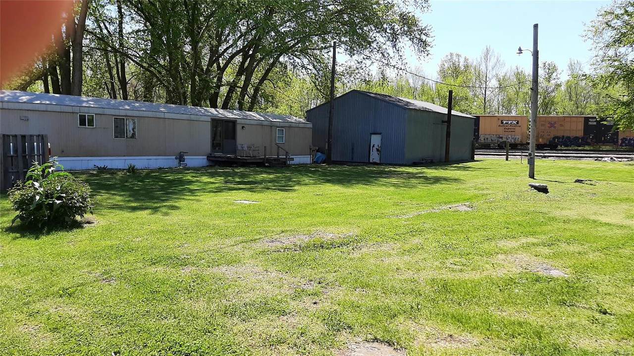 2009 Irwin - Photo 1
