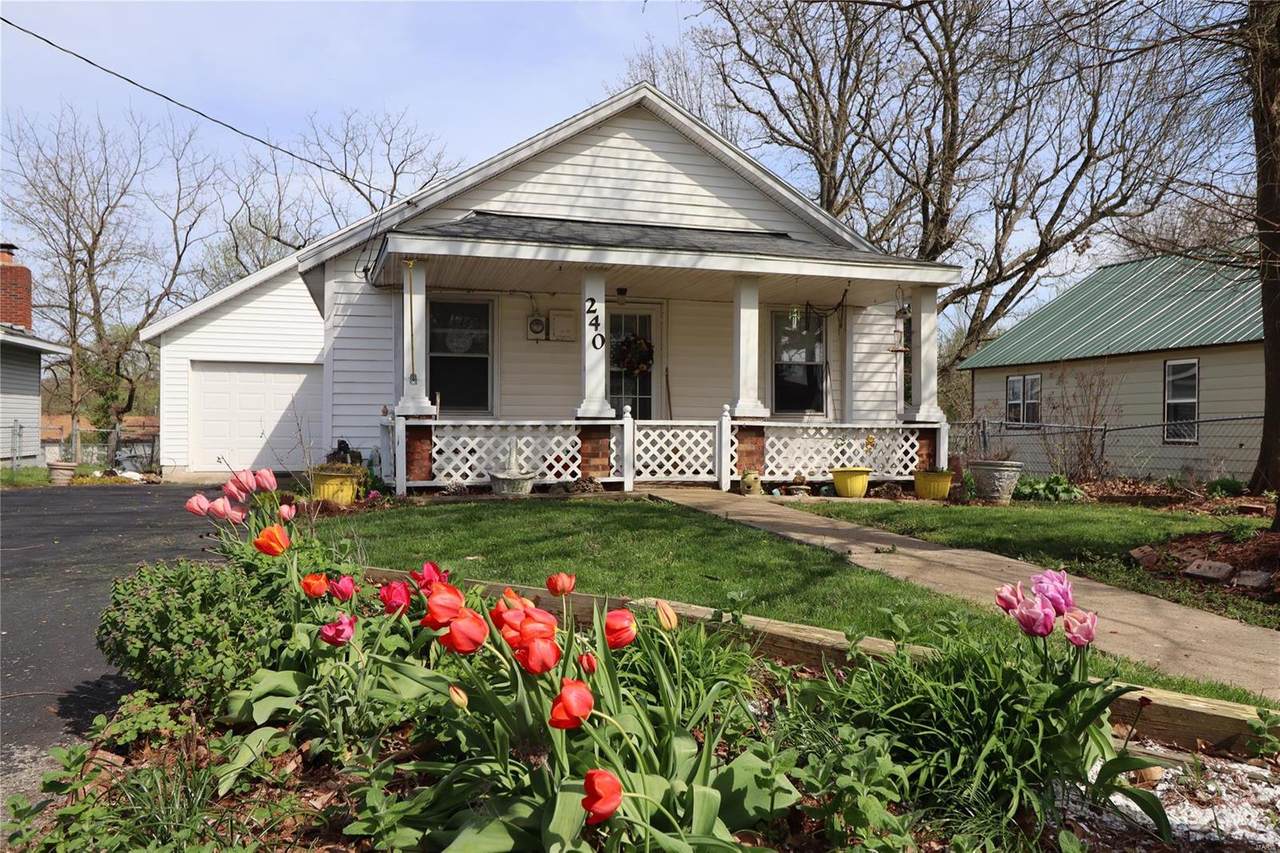 240 Hoover Avenue - Photo 1