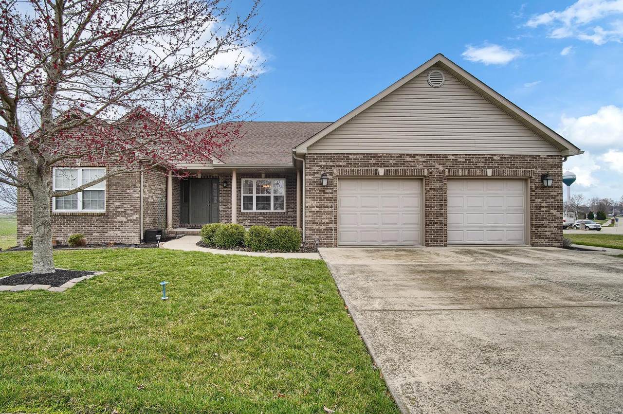1001 Mandy Lane - Photo 1