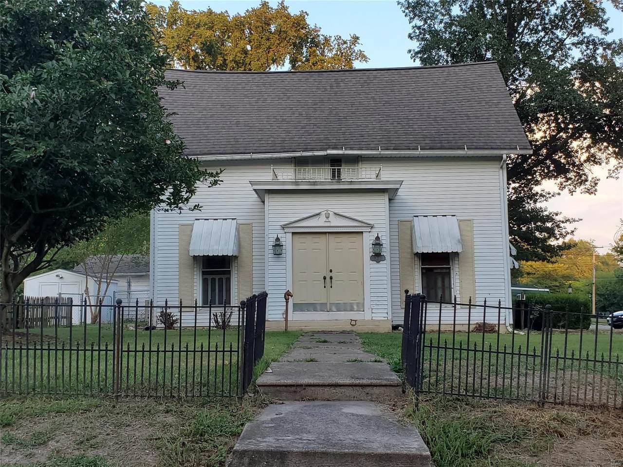 306 Washington - Photo 1