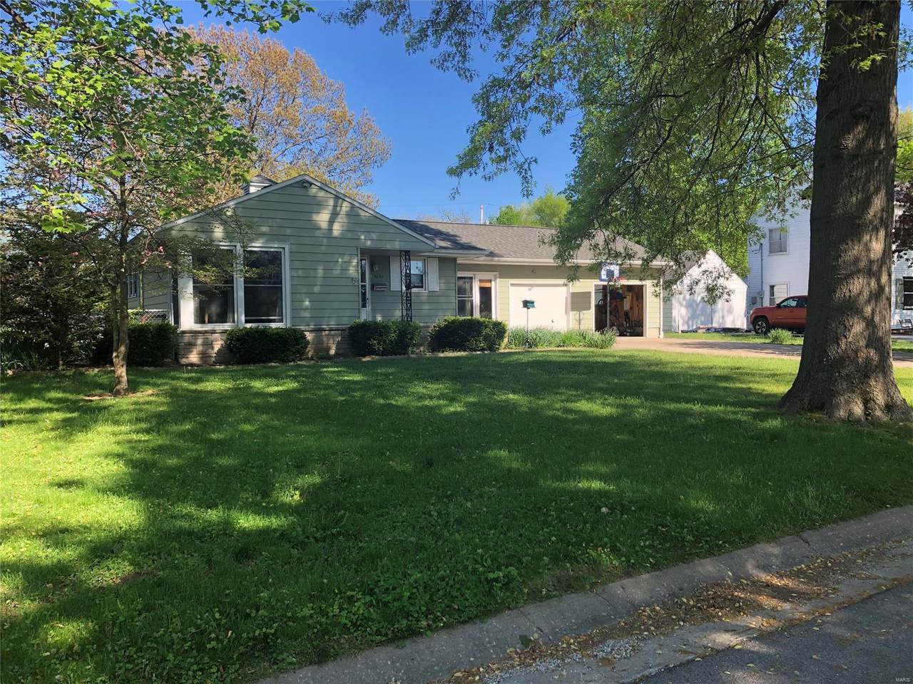 5040 College Avenue - Photo 1 5040 College Avenue - Photo 1