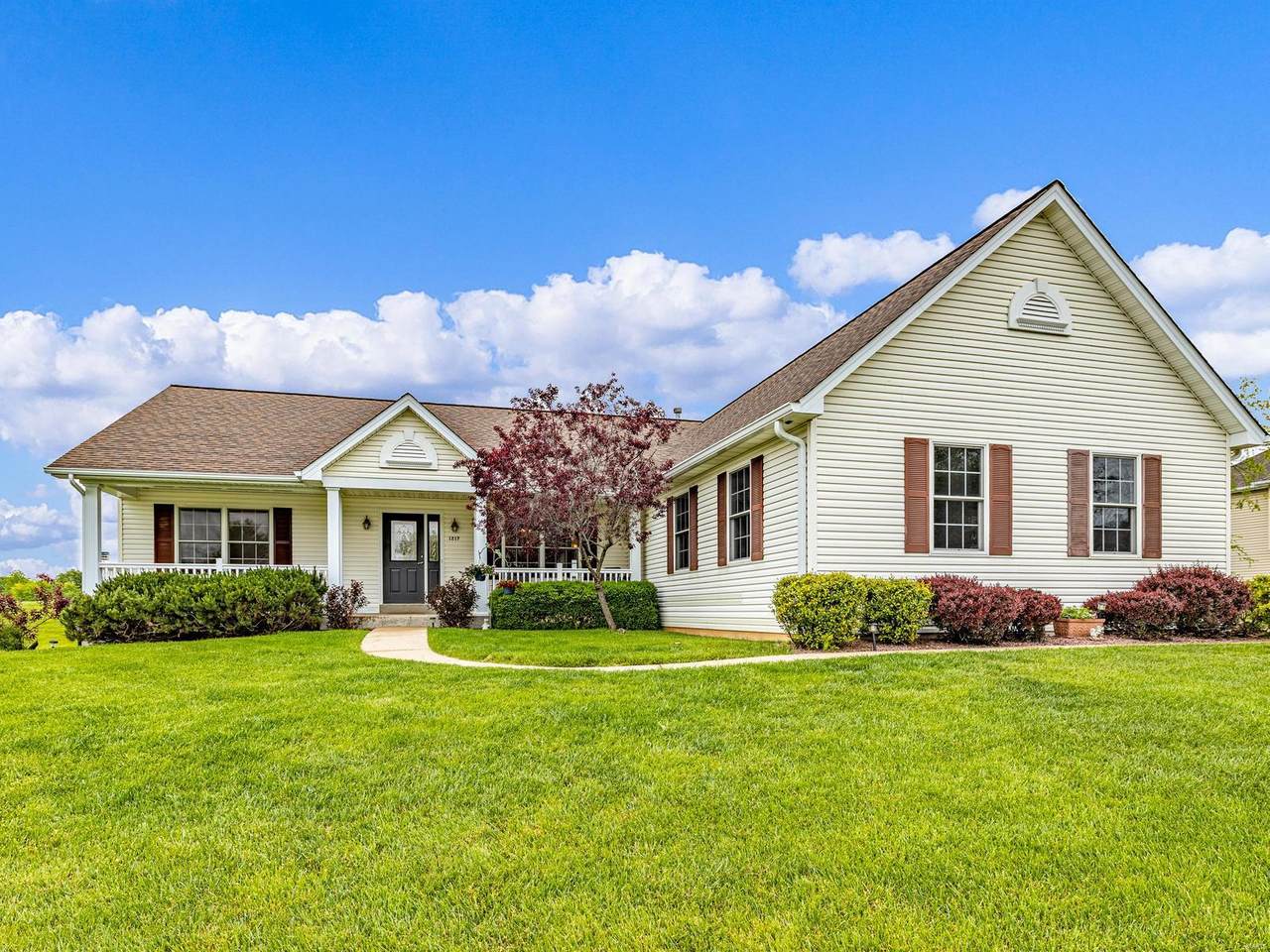 1217 Highland Circle - Photo 1
