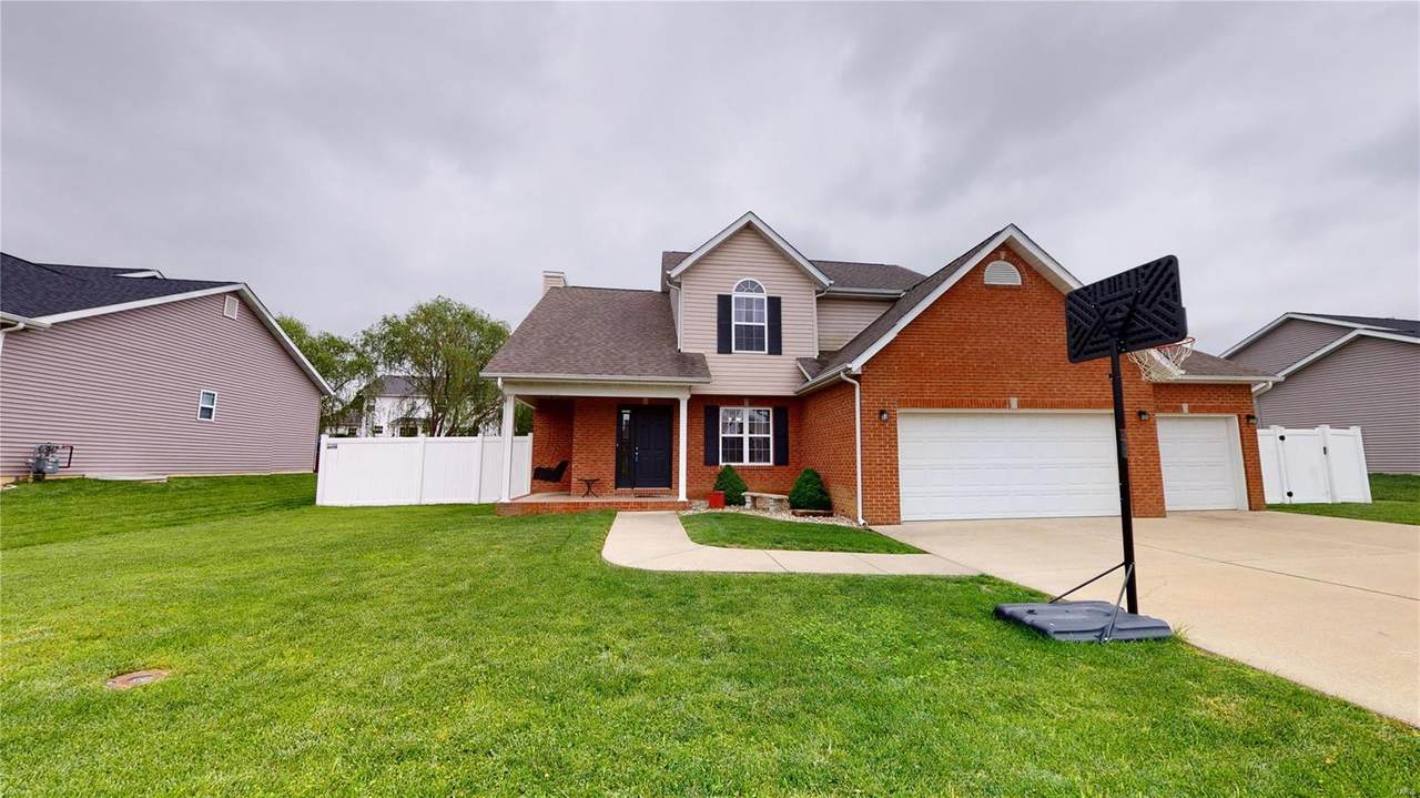 304 Ambrose Dr - Photo 1